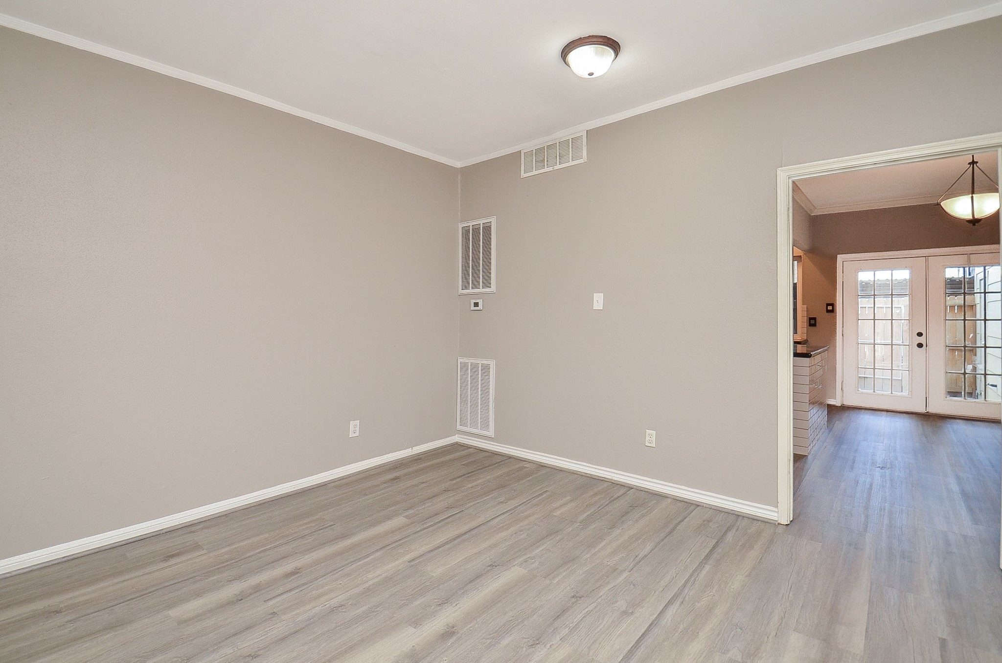 850 Threadneedle Street, Unit 75 Houston, TX 77079 - Photo 8 of 23 Gallery Image 8