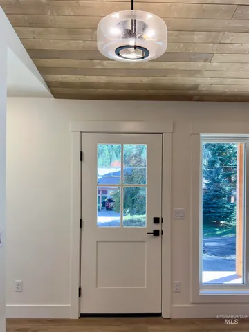 $570,000 | 204 West Mill Street, Cascade, ID 83611