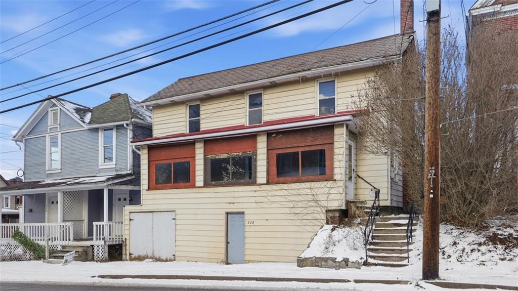 328 West New Castle Street Butler, PA 16001 - Photo 3 of 42