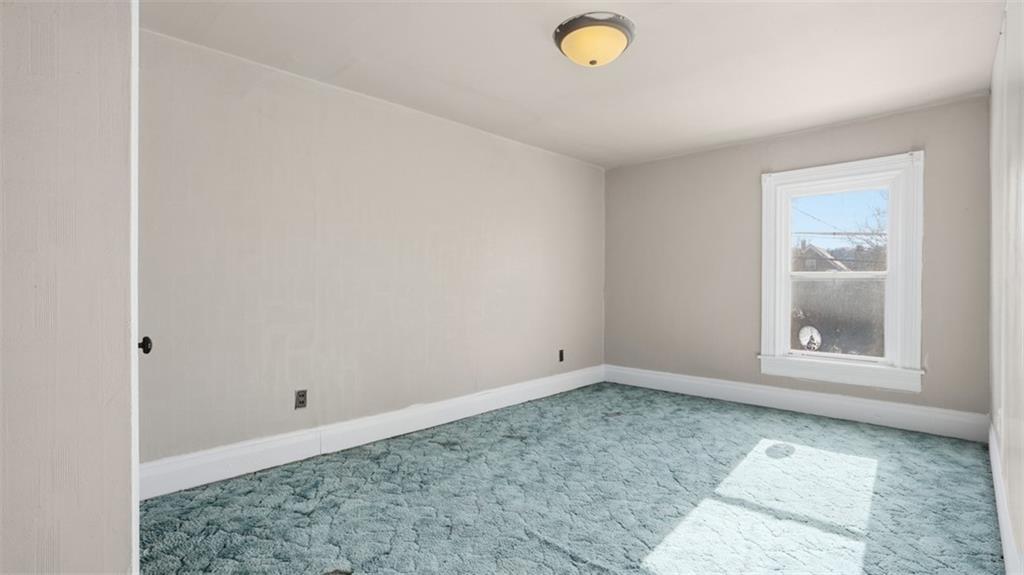 328 West New Castle Street Butler, PA 16001 - Photo 32 of 42 Bedroom 3