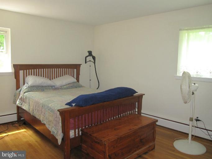 7926 Springway Road Towson, MD 21204 - Photo 8 of 12 Bedroom