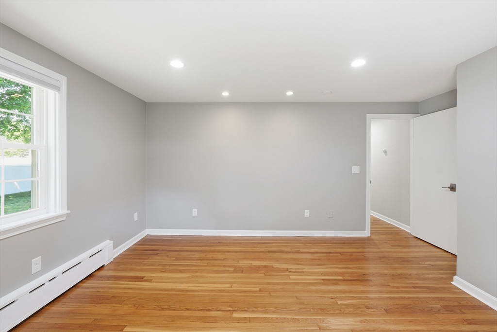 16 Hamilton Street Milford, MA 01757 - Photo 20 of 42
