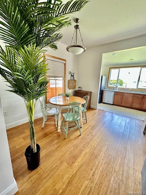 2898 Edgemere Drive Rochester, NY 14612 - Photo 13 of 18