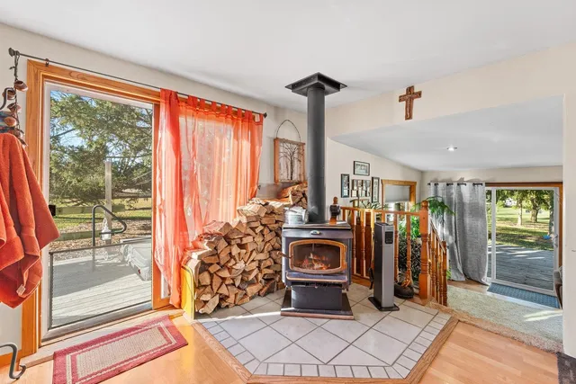 $990,000 | E13526 State Road 78 And 113, Merrimac, WI 53561