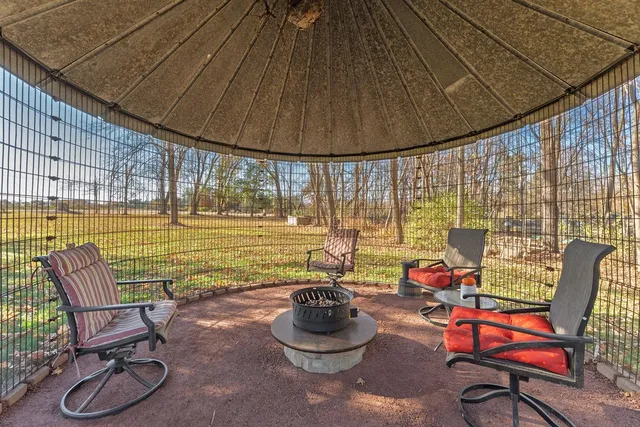 $990,000 | E13526 State Road 78 And 113, Merrimac, WI 53561