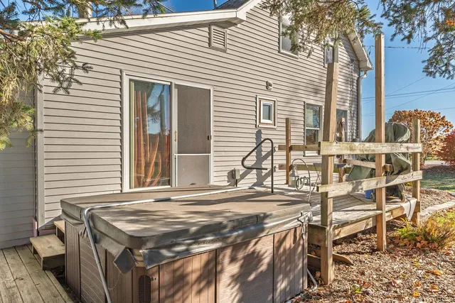 $990,000 | E13526 State Road 78 And 113, Merrimac, WI 53561