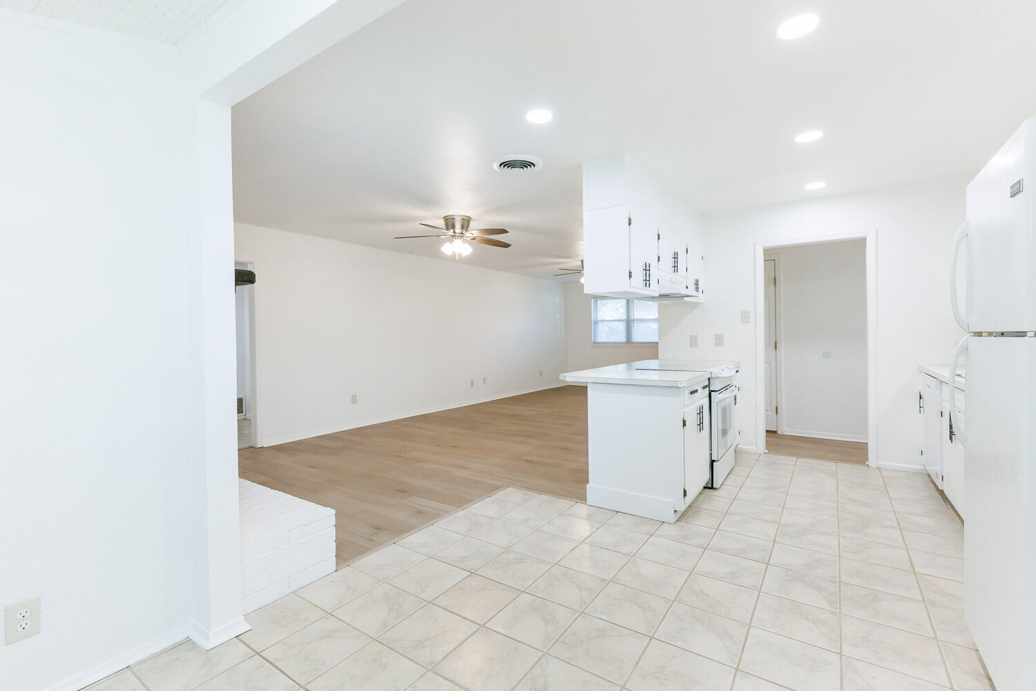 5321 31st Street Lubbock, TX 79407 - Photo 17 of 41 Dining Area