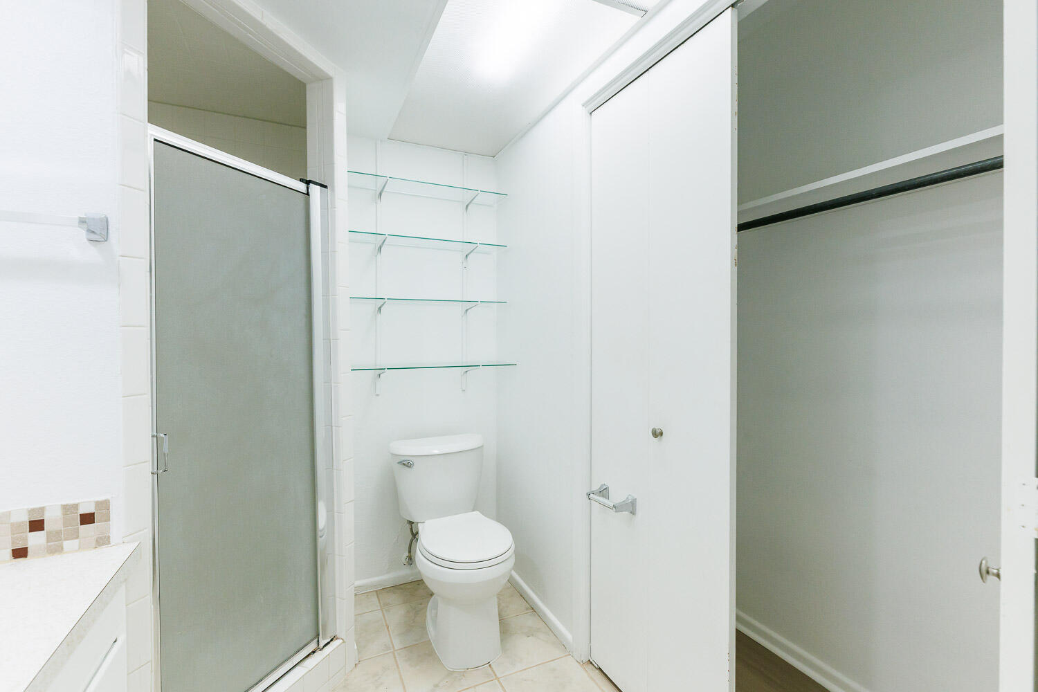 5321 31st Street Lubbock, TX 79407 - Photo 24 of 41 Primary Bathroom