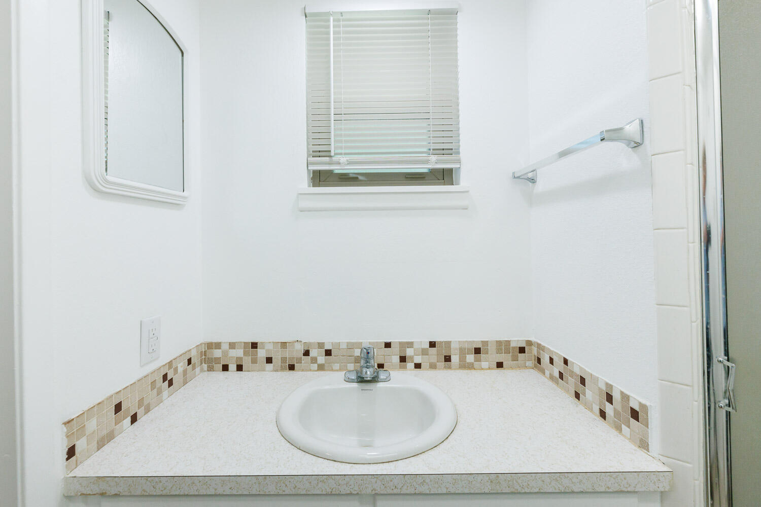 5321 31st Street Lubbock, TX 79407 - Photo 26 of 41 Primary Bathroom