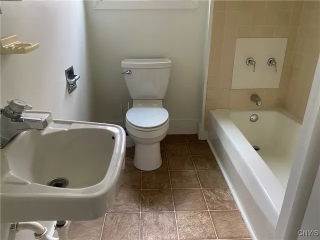 $950 | 660 County Rte 1, New Haven, NY 13126