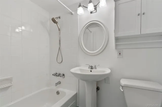 $2,700 | 412 Benedict Avenue, Unit 5J, Tarrytown, NY 10591