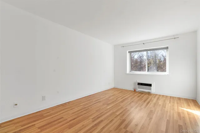 $2,700 | 412 Benedict Avenue, Unit 5J, Tarrytown, NY 10591