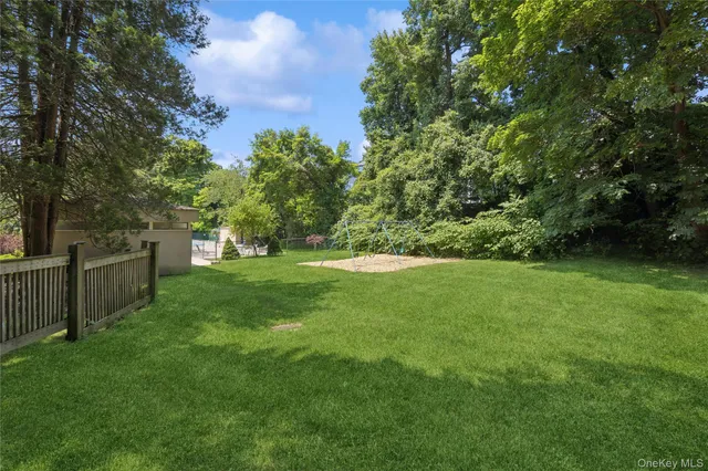 $2,700 | 412 Benedict Avenue, Unit 5J, Tarrytown, NY 10591