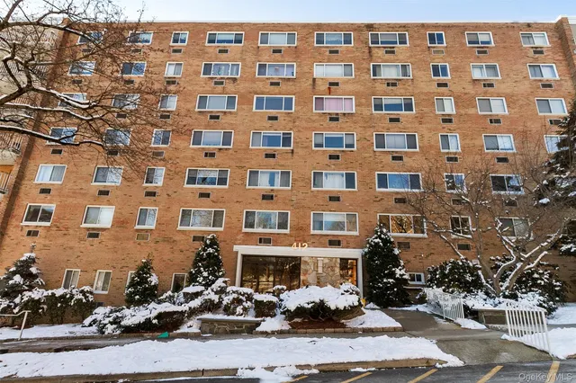 $2,700 | 412 Benedict Avenue, Unit 5J, Tarrytown, NY 10591