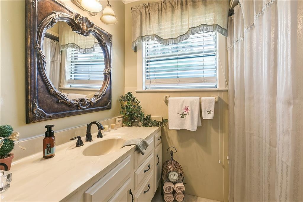 3505 North Labarre Road Metairie, LA 70002 - Photo 8 of 12 Gallery Image 8
