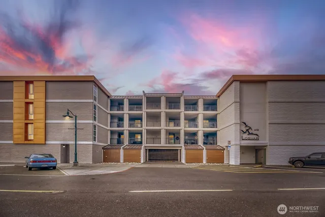 $3,500 | 610 Front Street, Unit 201, Mukilteo, WA 98275