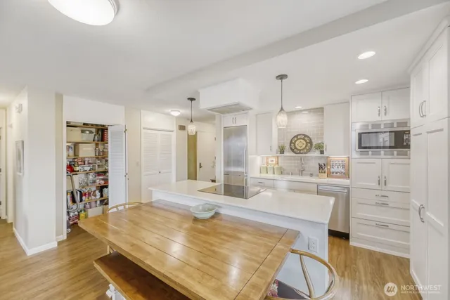 $3,500 | 610 Front Street, Unit 201, Mukilteo, WA 98275