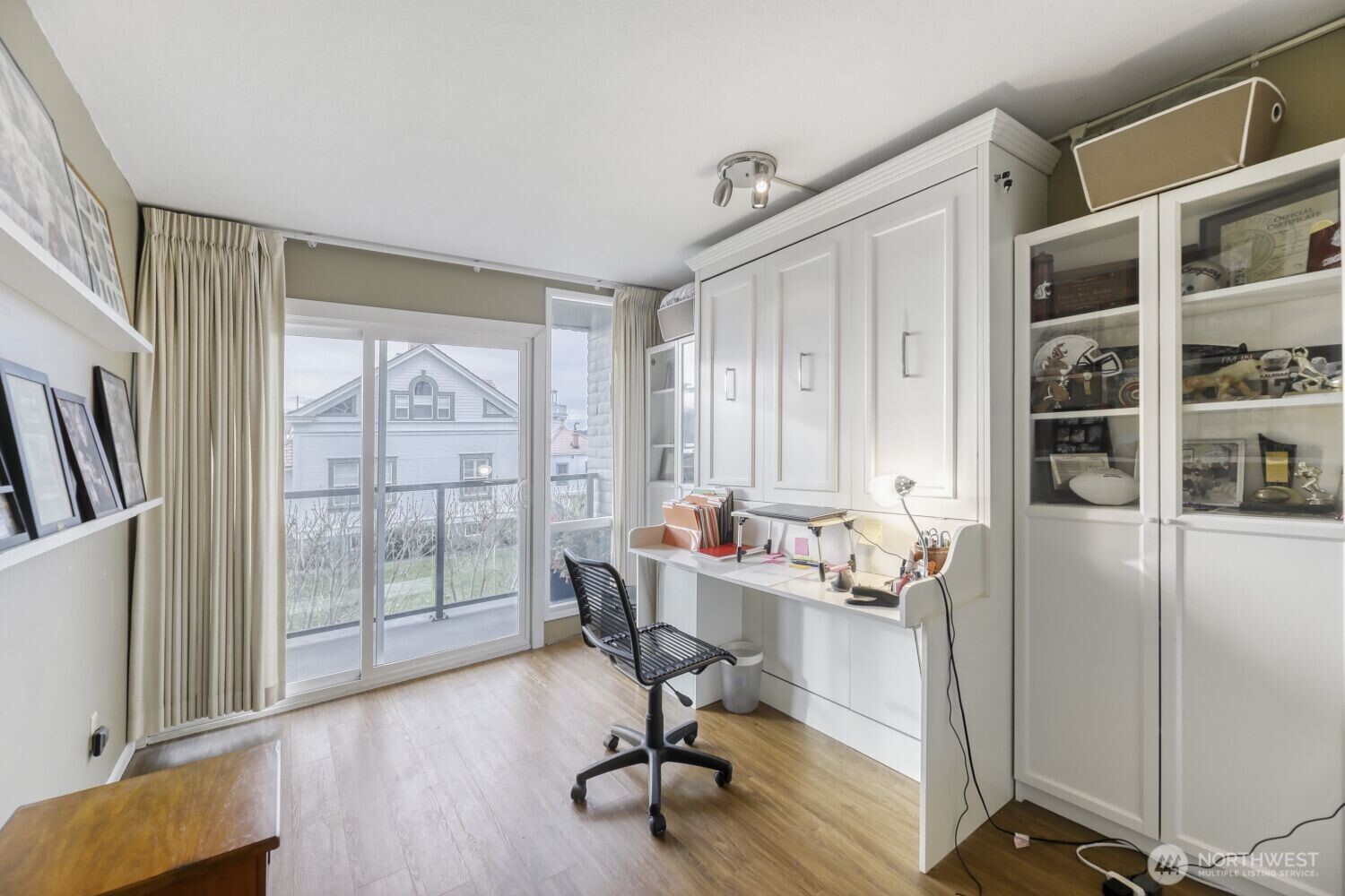 610 Front Street, Unit 201 Mukilteo, WA 98275 - Photo 8 of 29