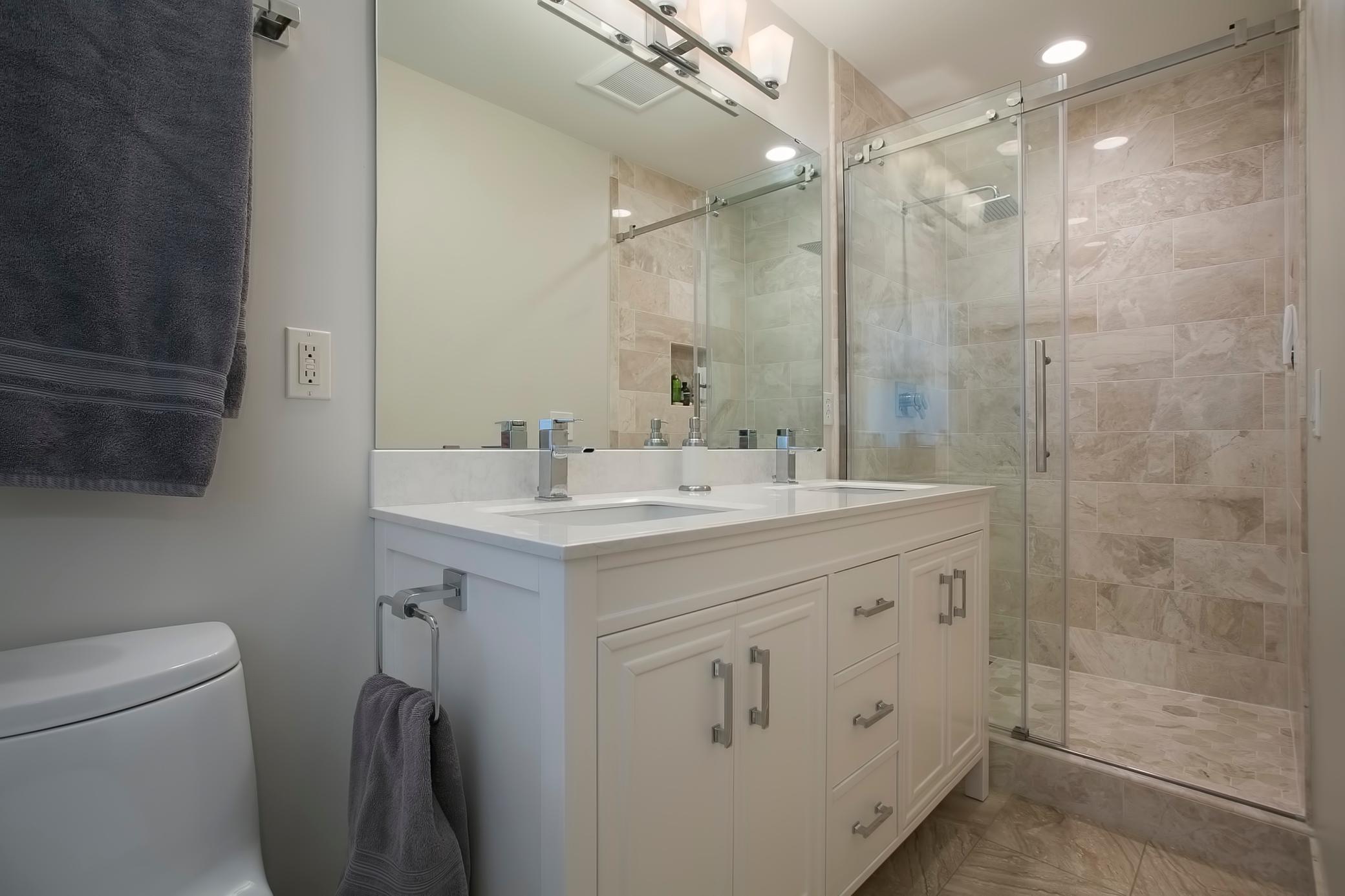 16119 Ringer Road Minnetonka, MN 55391 - Photo 10 of 15