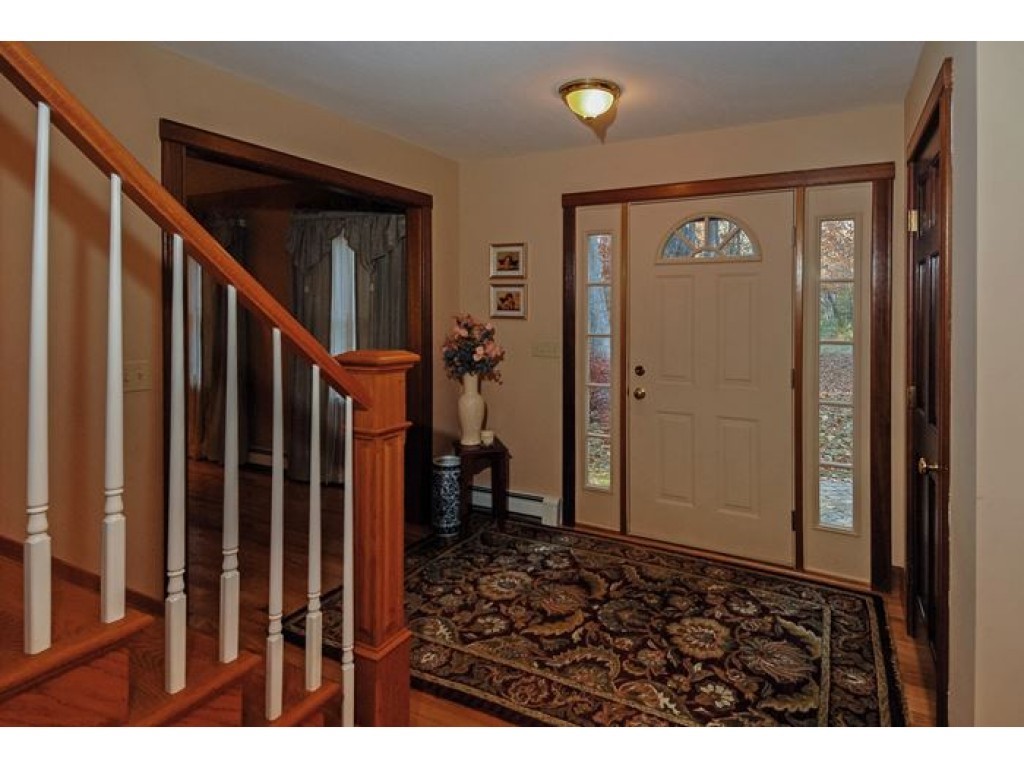 9 William Road South Berwick, ME 03908 - Photo 2 of 34