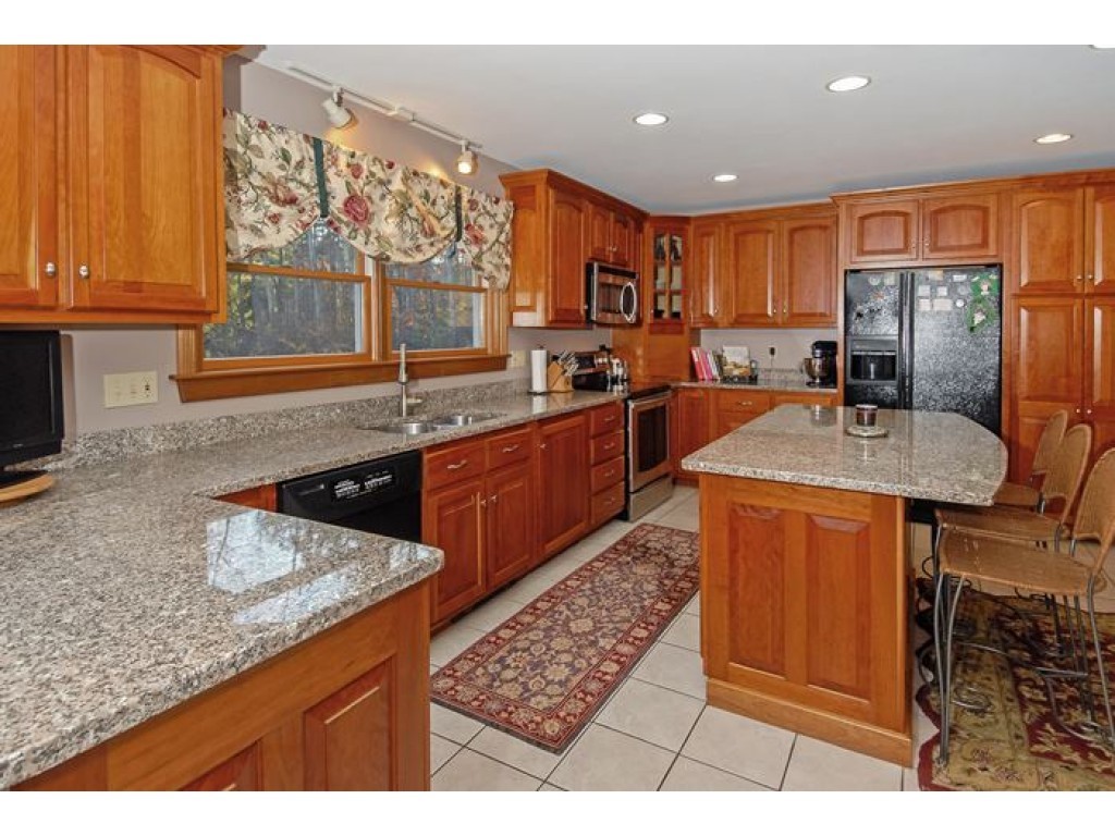 9 William Road South Berwick, ME 03908 - Photo 4 of 34