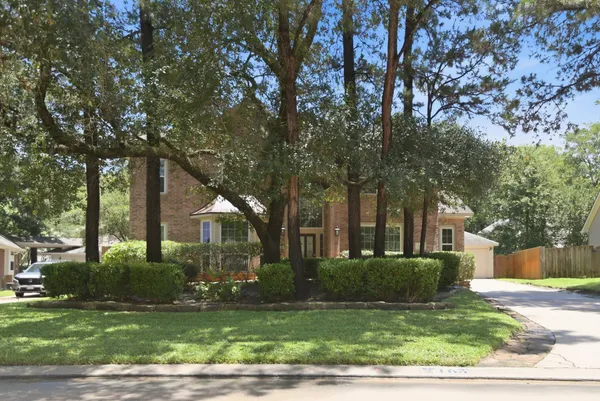$678,000 | 163 Bristol Bend Circle, The Woodlands, TX 77382