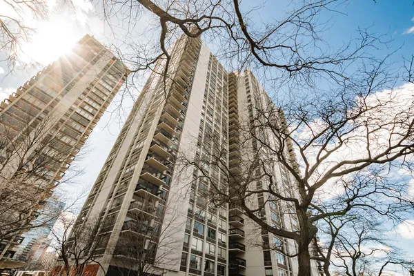 $2,250 | 1360 North Sandburg Terrace, Unit 1409C, Chicago, IL 60610