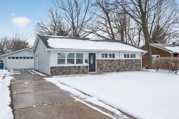 $245,000 | 1306 North 1st Street, DeKalb, IL 60115
