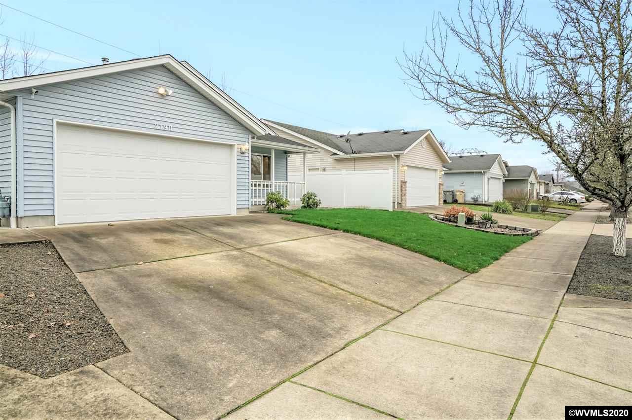 2190 Del Rio Avenue Southeast Albany, OR 97322 - Photo 5 of 32 Gallery Image 5