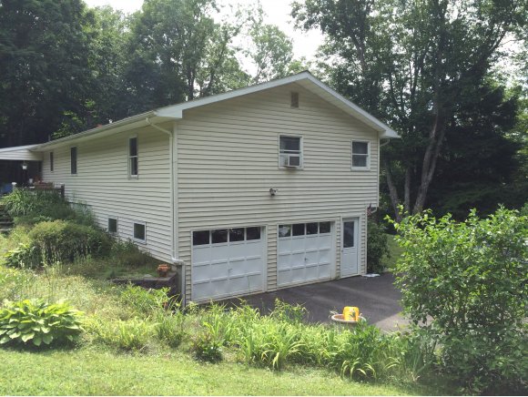 412 Edson Road Endicott, NY 13760 - Photo 4 of 21 Gallery Image 4
