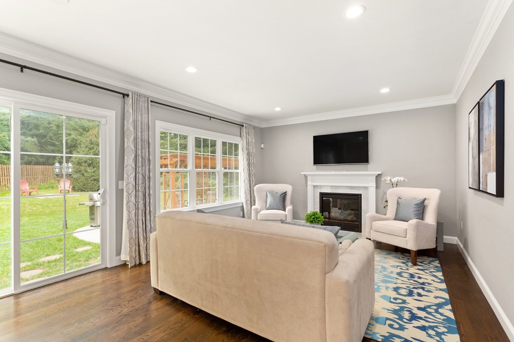 37 Whitewood Road Westwood, MA 02090 - Photo 13 of 40 Gallery Image 13