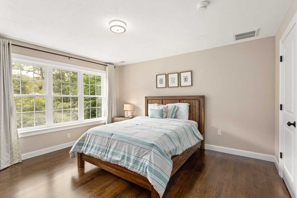 37 Whitewood Road Westwood, MA 02090 - Photo 19 of 40 Gallery Image 19