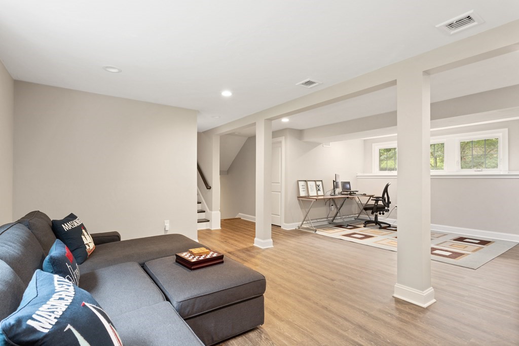 37 Whitewood Road Westwood, MA 02090 - Photo 35 of 40 Gallery Image 35