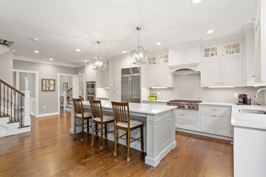 37 Whitewood Road Westwood, MA 02090 - Photo 8 of 40 Gallery Image 8