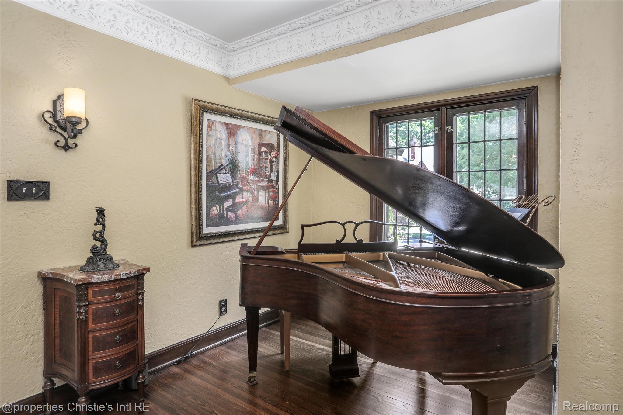 19629 Roslyn Road Detroit, MI 48221 - Photo 17 of 65 Gallery Image 17