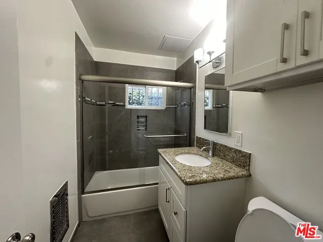 $3,250 | 623 Ashland Avenue, Unit 2, Santa Monica, CA 90405