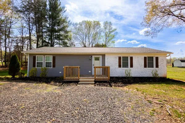 $218,900 | 108 Sparrow Road, Eden, NC 27288