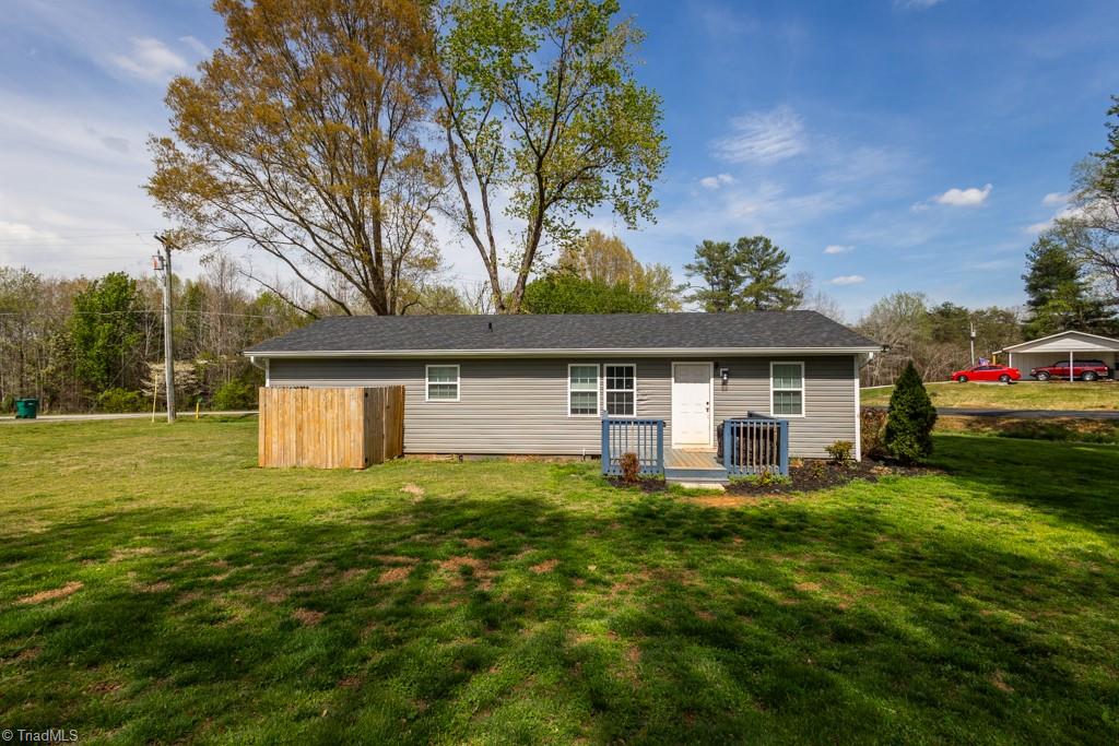 108 Sparrow Road Eden, NC 27288 - Photo 32 of 35