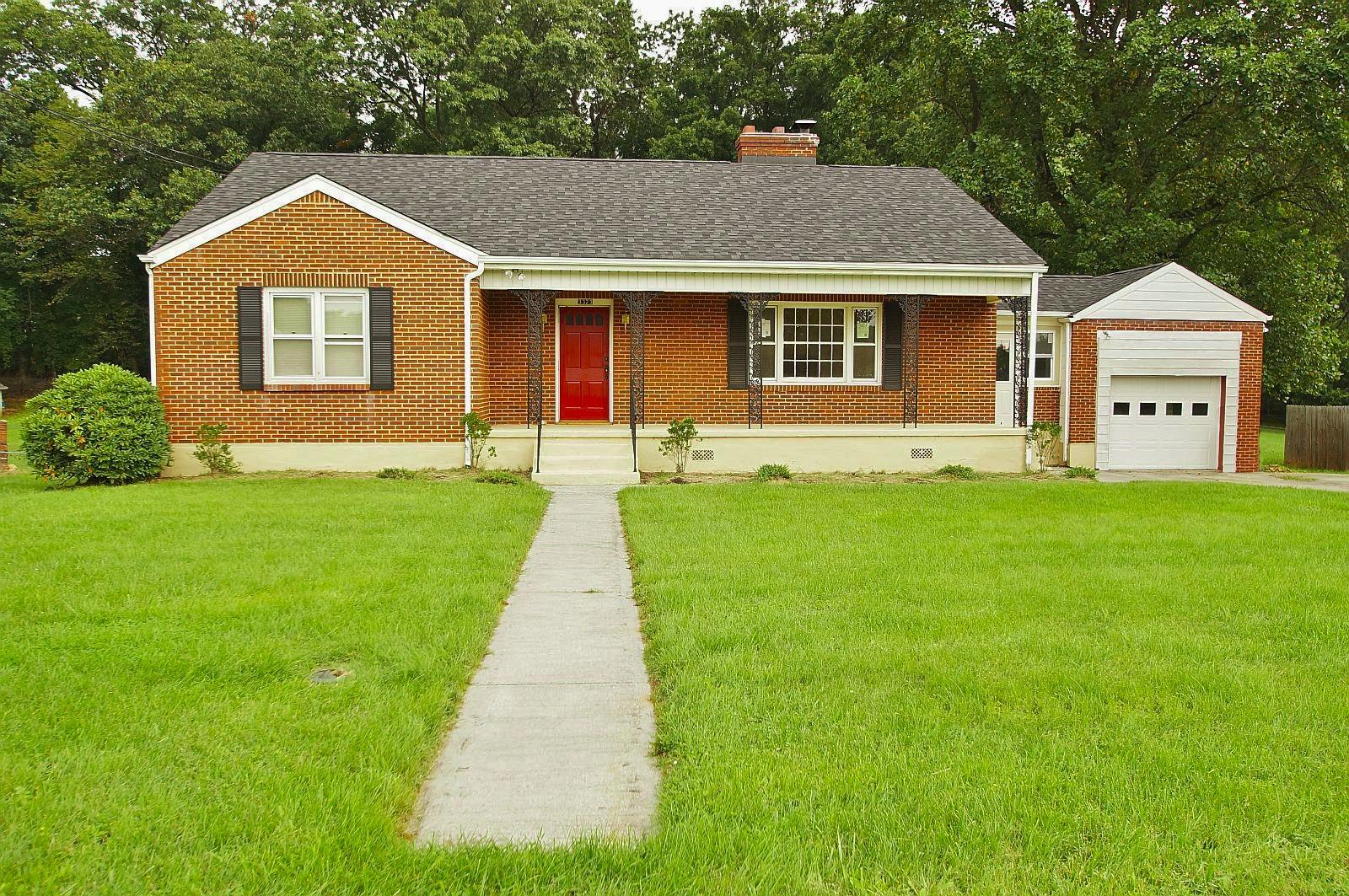 3323 Valentine Road Southwest Roanoke, VA 24018 - Photo 1 of 38 DSC09998