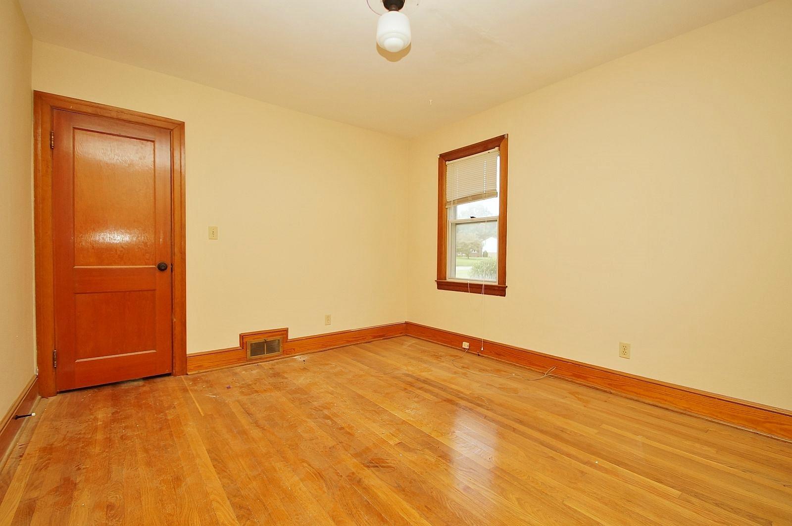 3323 Valentine Road Southwest Roanoke, VA 24018 - Photo 17 of 38 DSD_0032