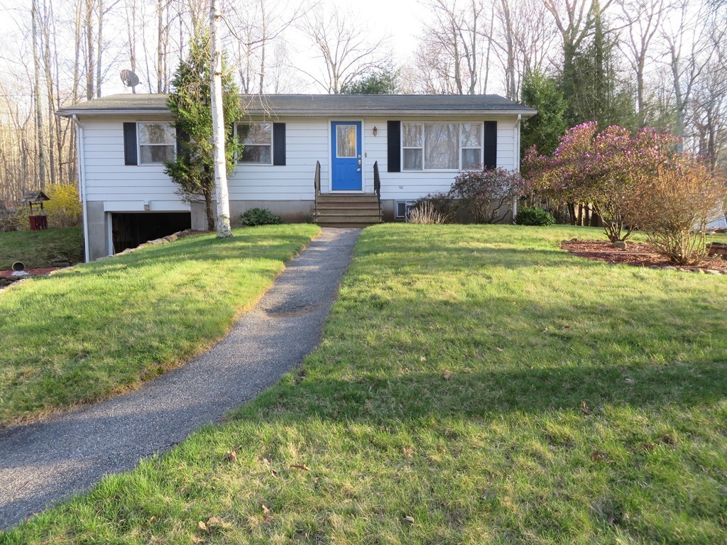 29 Lake George Road Wales, MA 01081 - Photo 2 of 19