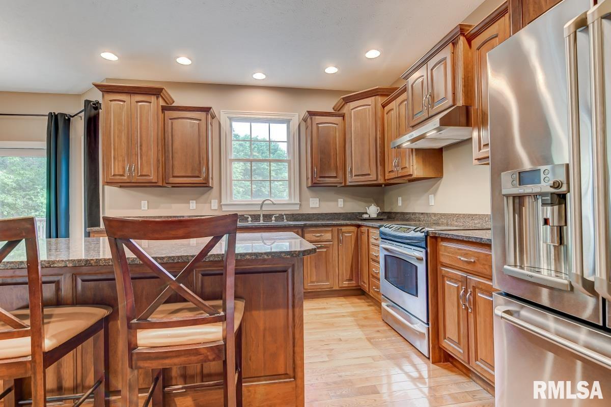 3413 Embassy Drive Springfield, IL 62711 - Photo 13 of 50 Gallery Image 13