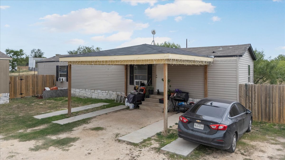 Tbd Williamson Road Kyle, TX 78640 - Photo 16 of 33 a front view of a house