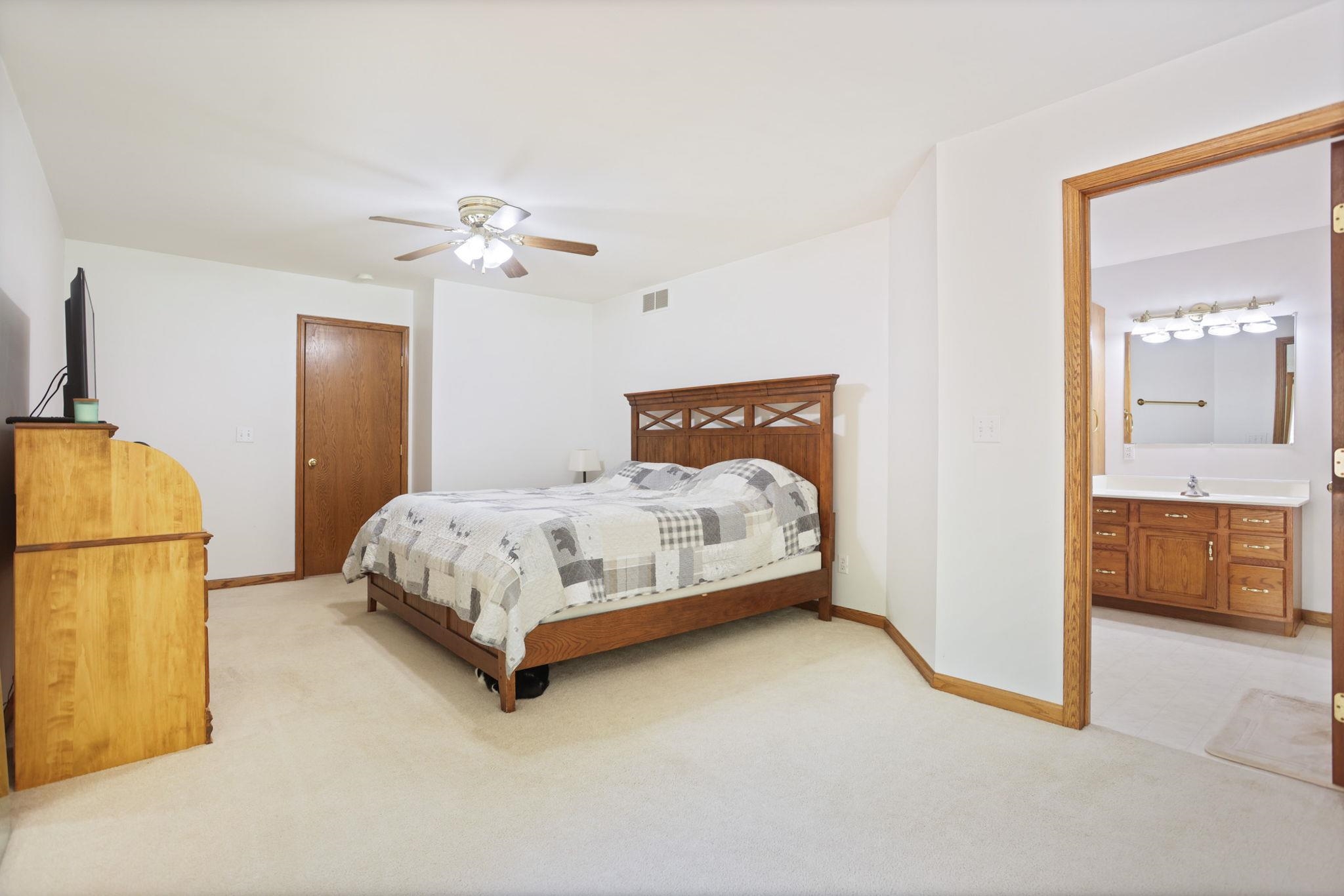 1287 West Willard Road Birch Run, MI 48415 - Photo 23 of 64 50185081-541f8946-e2e3-47e1-b41b-b822ad024c29.JPG