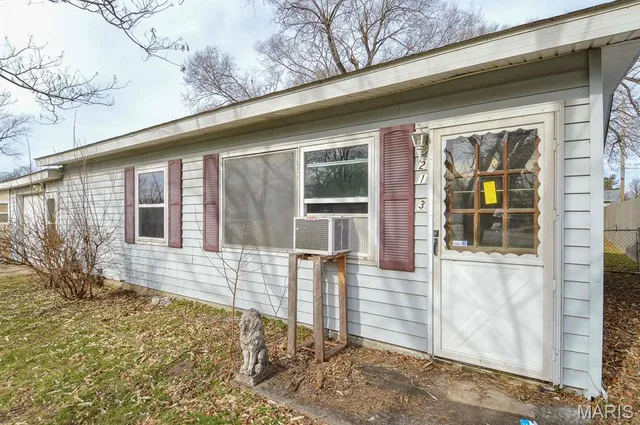 $30,000 | 2133 Bern Avenue, Granite City, IL 62040