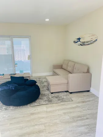 $3,995 | 615 Northeast 2nd Avenue, Delray Beach, FL 33444