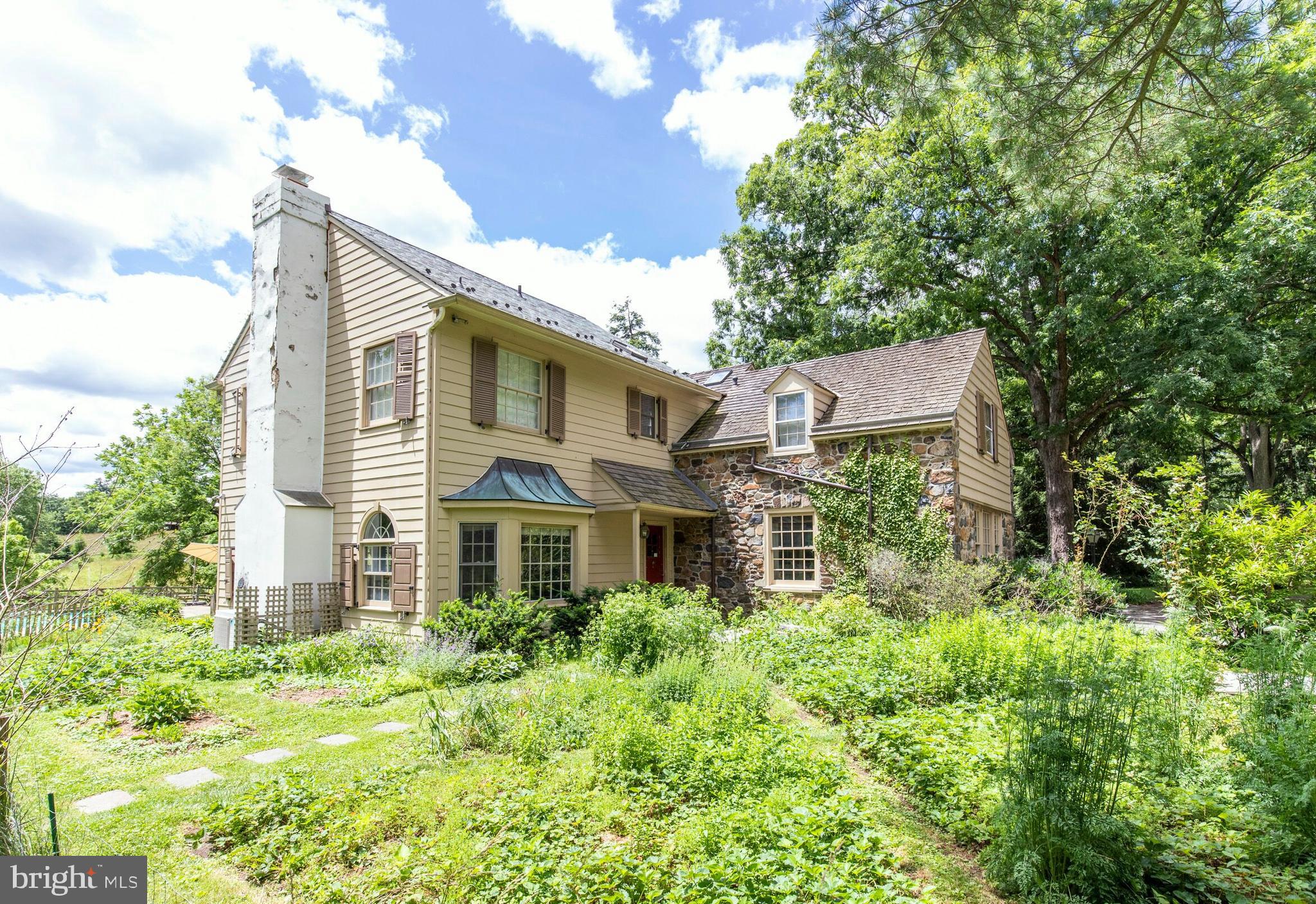 329 Buckwalter Road Phoenixville, PA 19460 - Photo 5 of 47 Front of Home