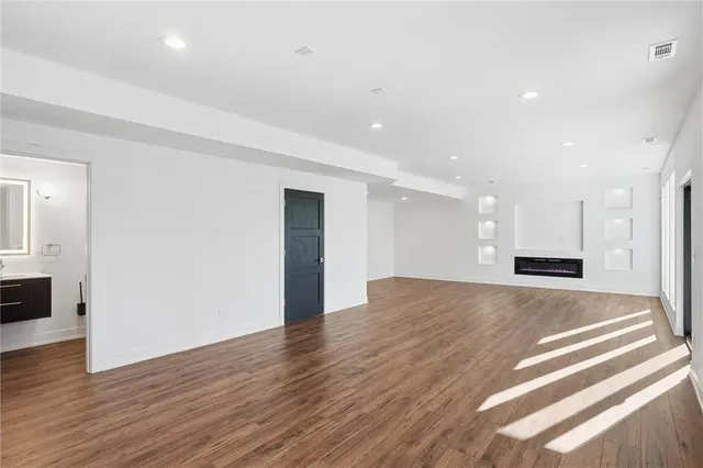 $635,000 | 2009 Ridge Tree Lane, Pleasant Hill, MO 64080