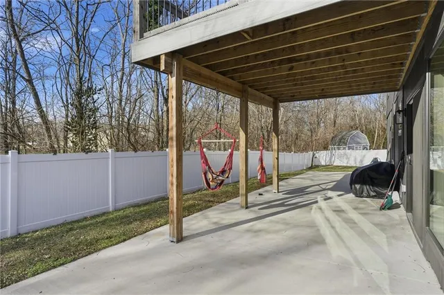 $635,000 | 2009 Ridge Tree Lane, Pleasant Hill, MO 64080
