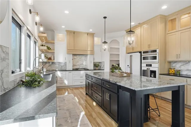 $635,000 | 2009 Ridge Tree Lane, Pleasant Hill, MO 64080